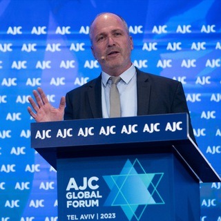 Ariel at the "Great Debate", AJC Summit 2023